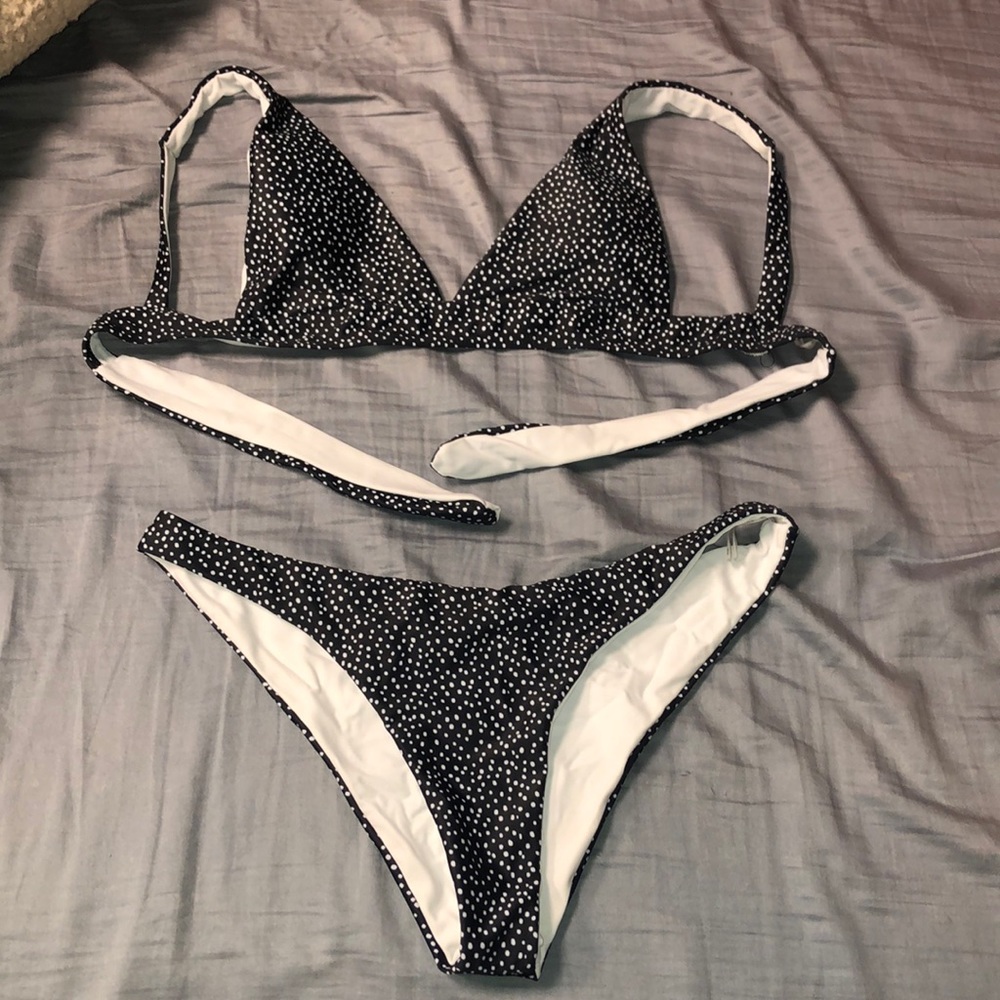 Polka dotted bikini.